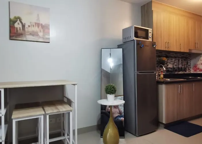 Apartment Lovely 1br With View From Balcony *