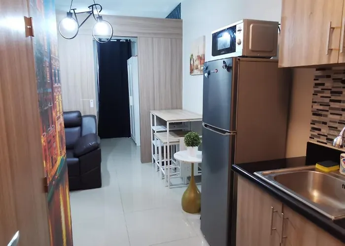 Lovely 1br With View From Balcony